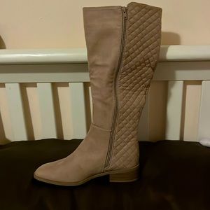 High boots to the knee